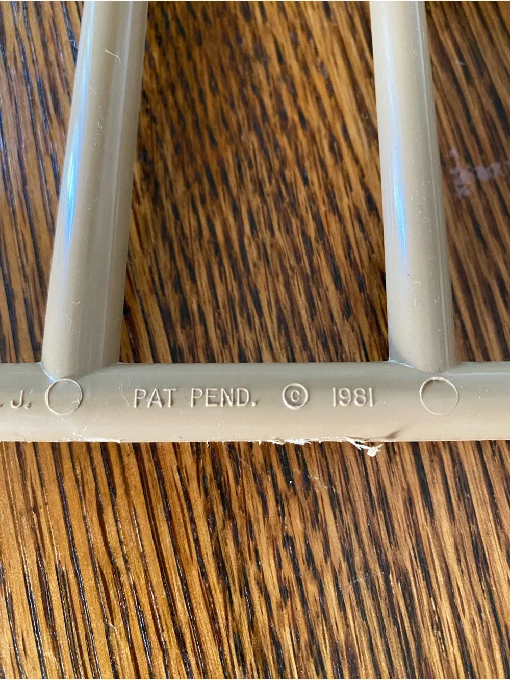 Vintage YAFFA Style Shoe Rack 1980s Beige Plastic Holds 8 Pairs 1981 Shoe Stack